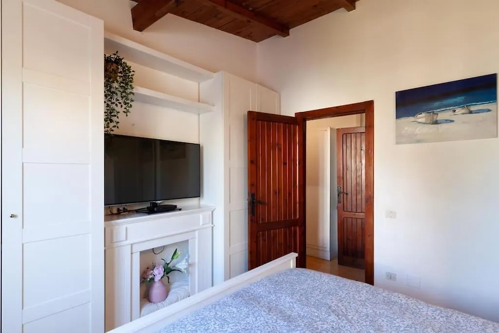 Dom wakacyjny Casa Vacanze Mar Bea Terra Mala Włochy